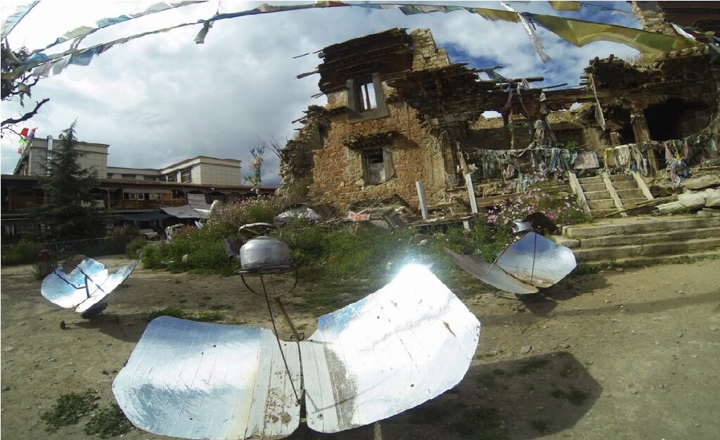 Ai Weiwei’s Wing From Lhasa (2)