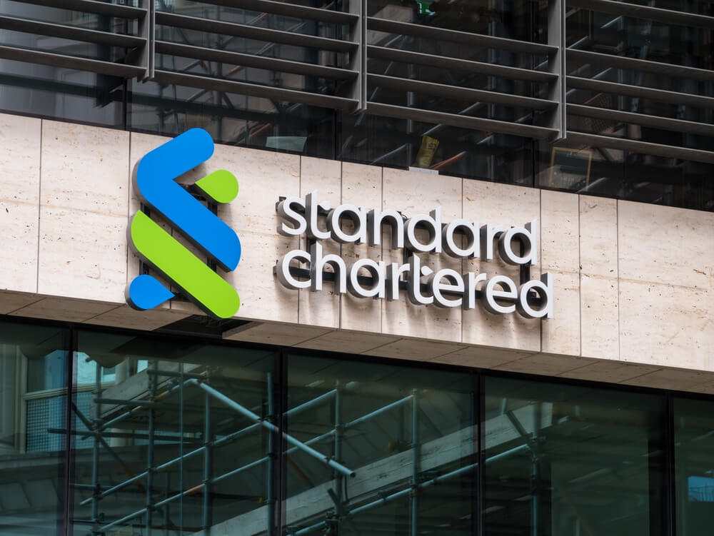 Standard Chartered Warns: Solana Struggles to Keep Up with Ethereum Amid Declining Meme Coin Activity